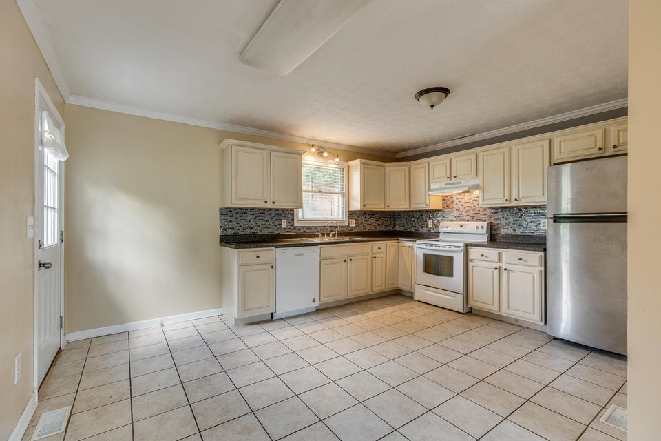 Photo #10: 123 Shuler Drive