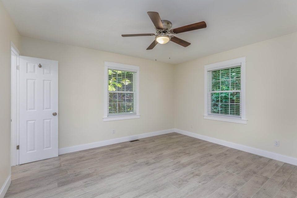 Photo #8: 1864 Lakewood Drive