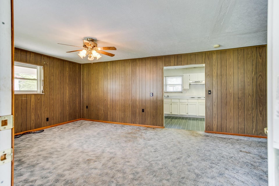 Photo #6: 251 Campbell Drive
