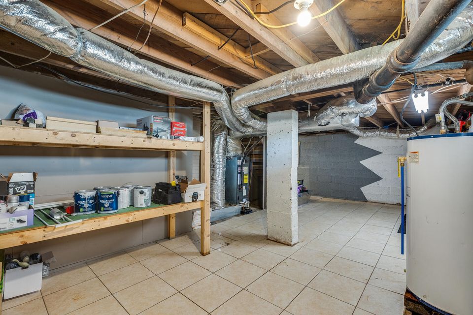 Photo #19: 914 Nave Street