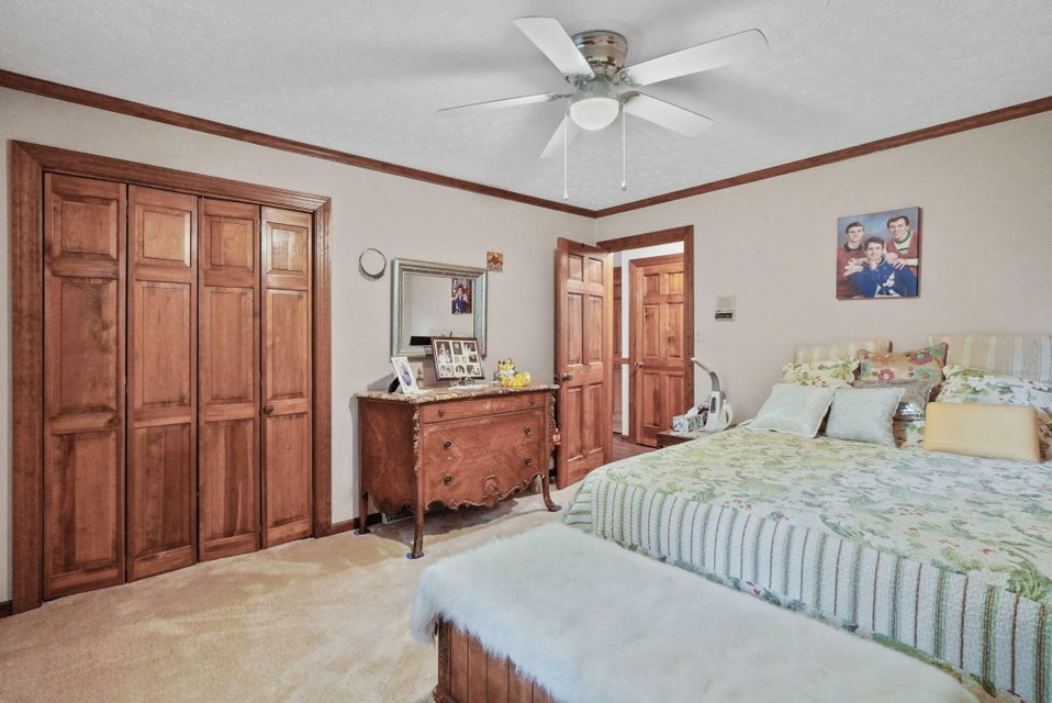 Photo #23: 105 Oakmont Lane