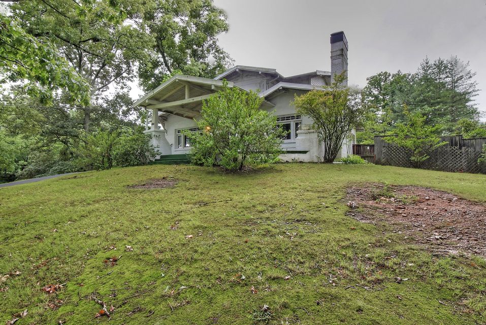 Photo #3: 1119 Grove Street