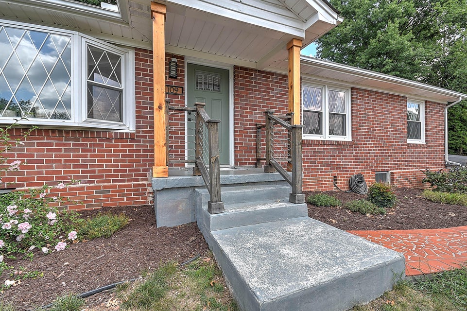 Photo #3: 109 Lowry Lane
