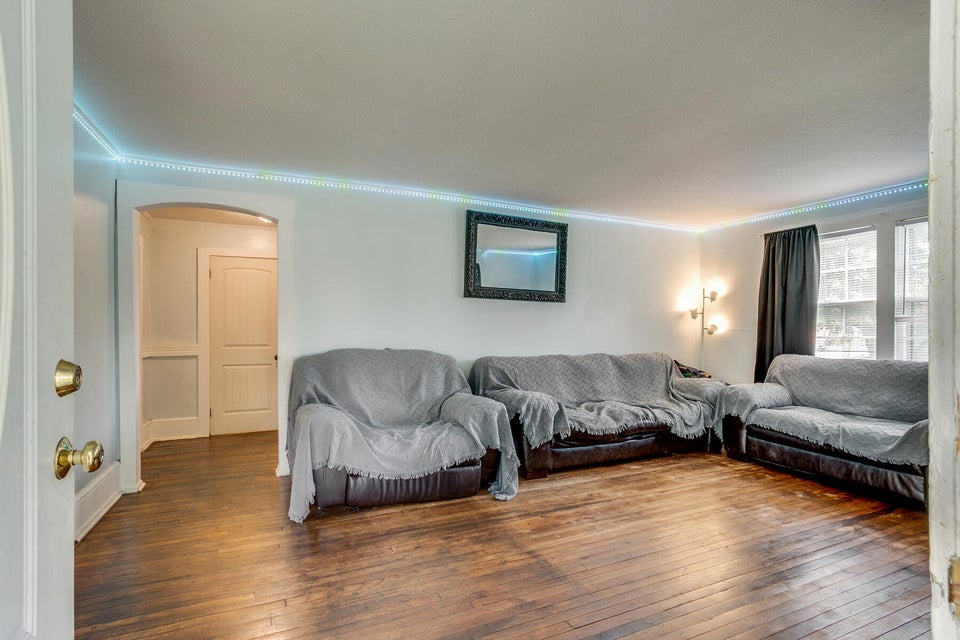Photo #7: 1849 Oakwood Drive
