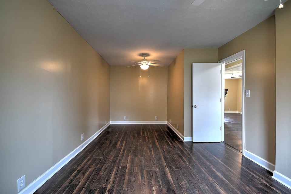 Photo #23: 413 Dogwood Street