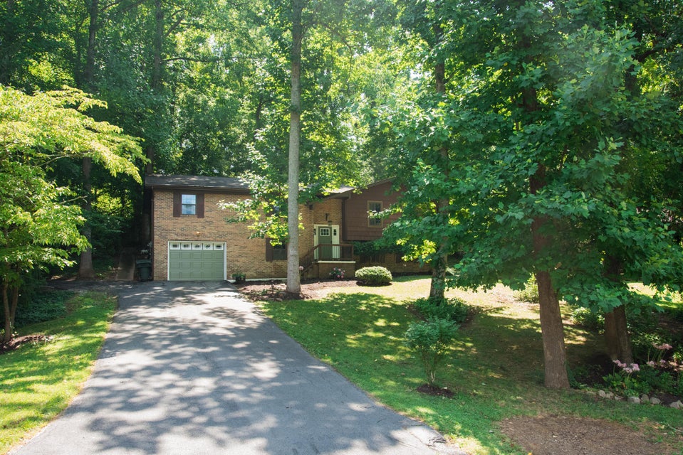 Photo #2: 1237 Tanglewood Drive