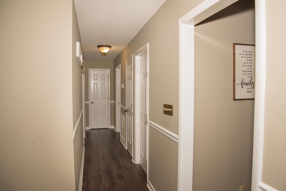 Photo #31: 1237 Tanglewood Drive