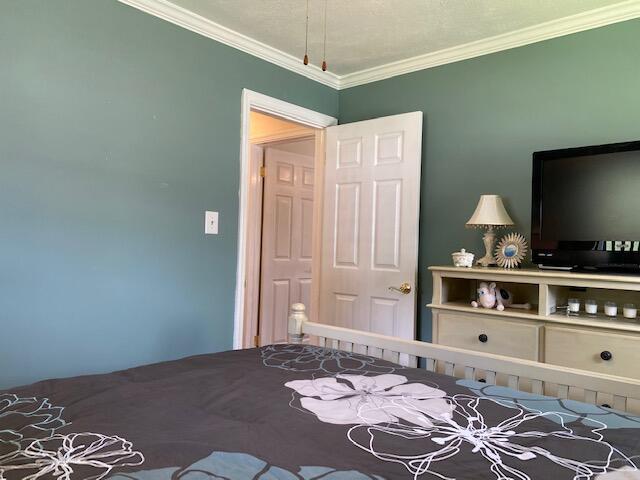 Photo #12: 2408 Osborne Street