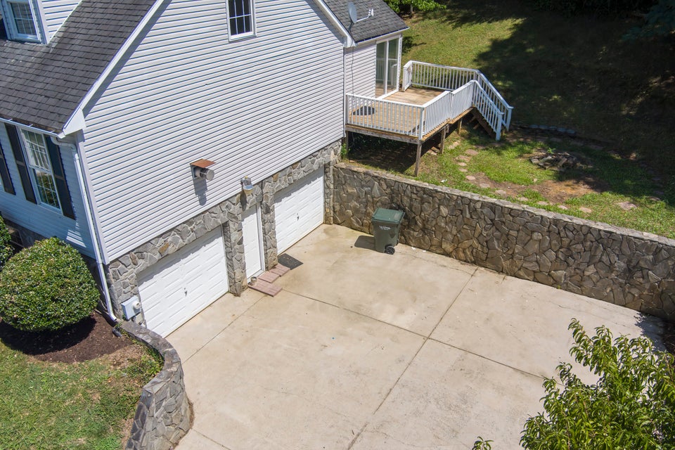 Photo #36: 1719 Cindy Drive