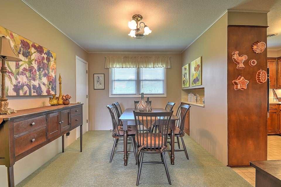 Photo #13: 217 Oak Street