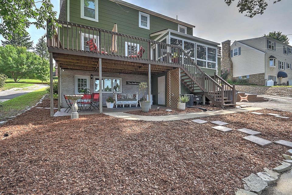 Photo #49: 1121 Watauga Street