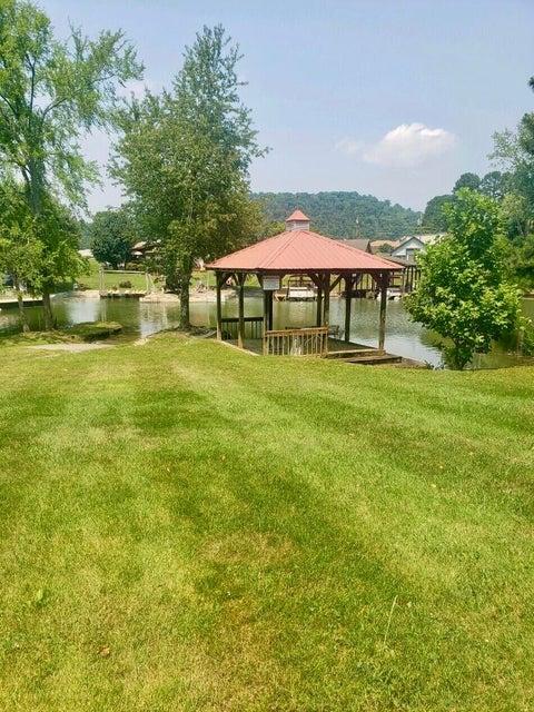 Photo #29: 3 Plum Tree Court