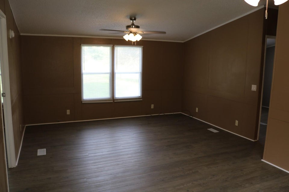 Photo #3: 984 Holly Creek Road
