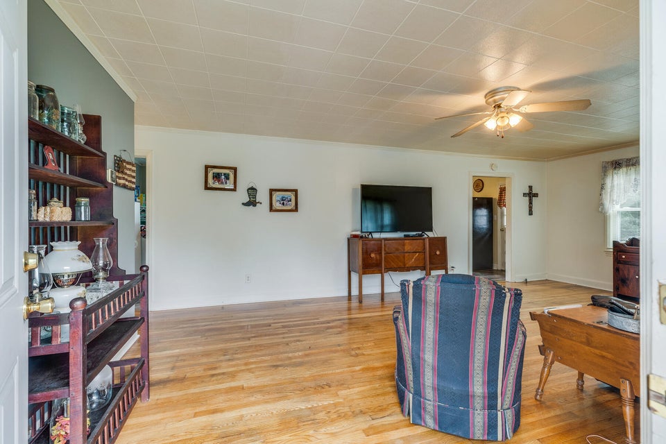 Photo #5: 326 Juniper Street