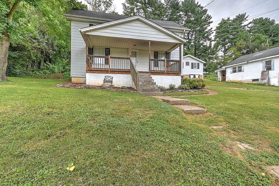 Photo #3: 1738 Dunlap Street