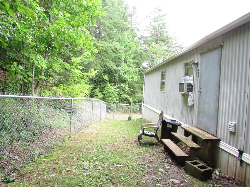 Photo #5: 178 Sarah Annie Drive