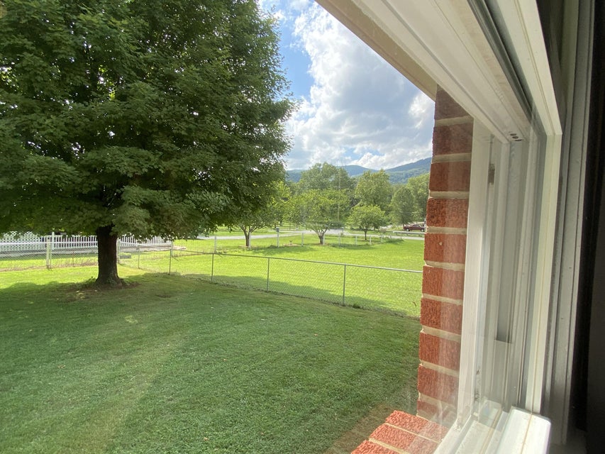 Photo #38: 106 Herbert Taylor Lane