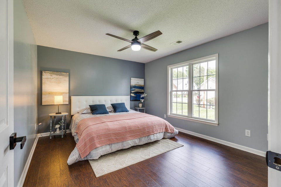 Photo #18: 3 Mannington Court