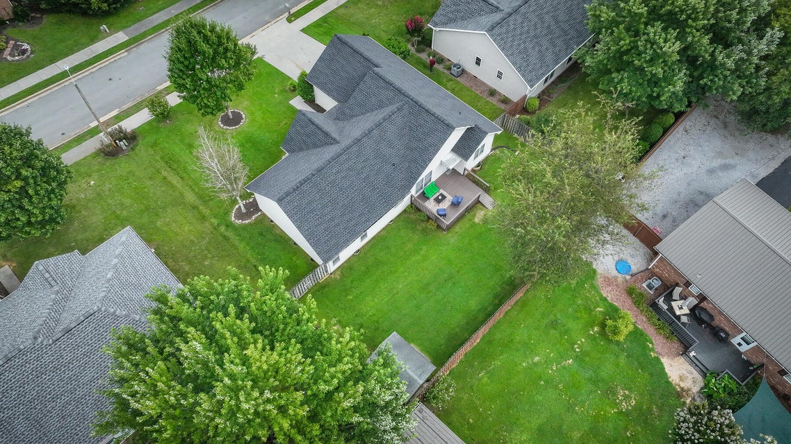 Photo #31: 3 Mannington Court
