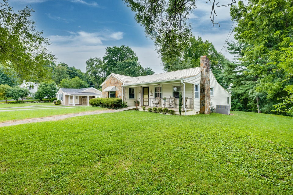 Photo #2: 151 Holly Lane Lane
