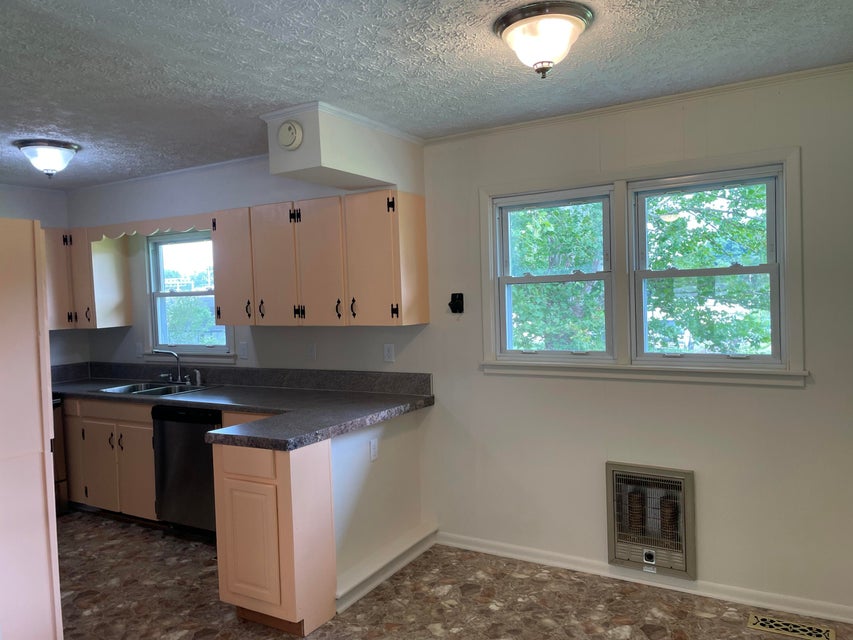 Photo #8: 360 Ealey Road
