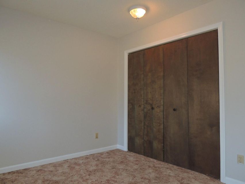 Photo #13: 1153 Timbers East