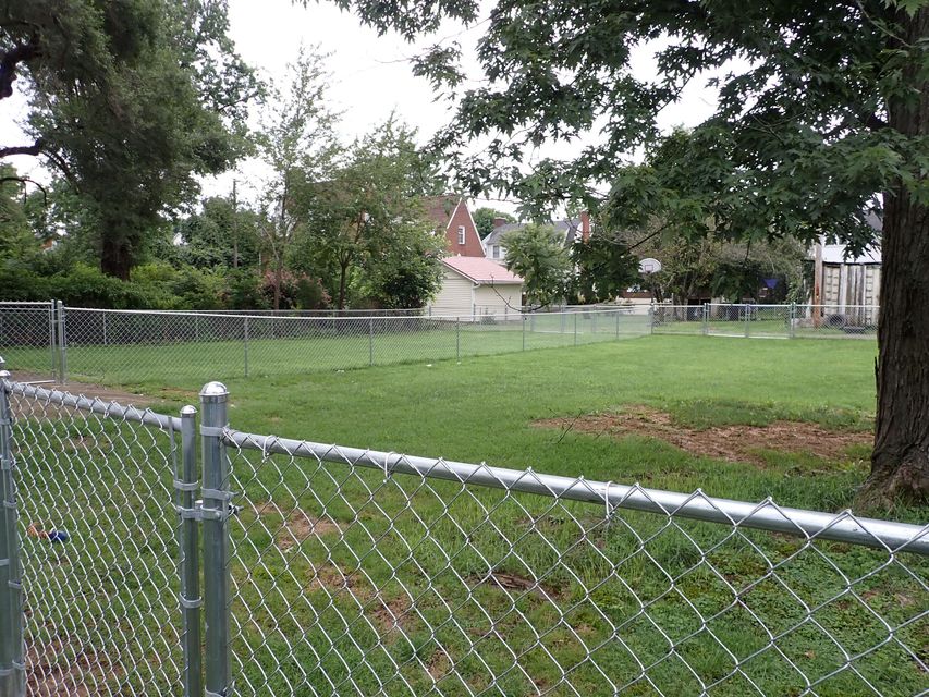 Photo #6: 616 Kentucky Avenue