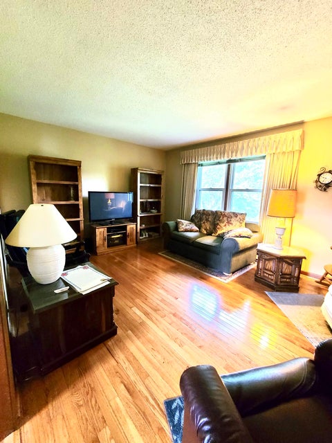 Photo #10: 250 Riverview Drive
