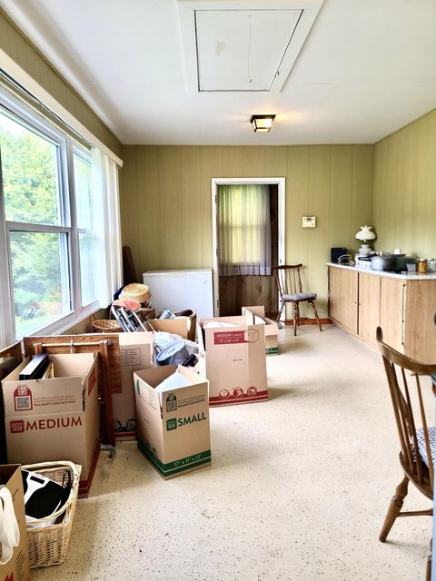 Photo #6: 250 Riverview Drive