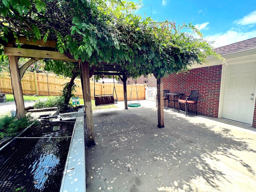 Photo #51: 737 Sir Echo Drive