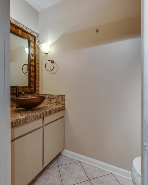 Photo #10: 115 Beechnut Street