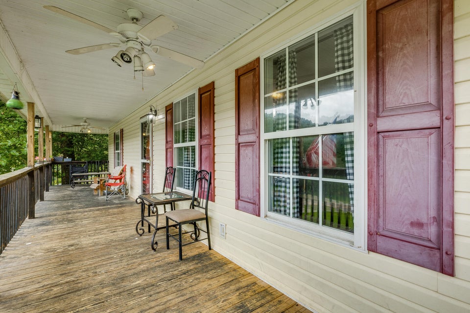Photo #5: 510 Laurels Road
