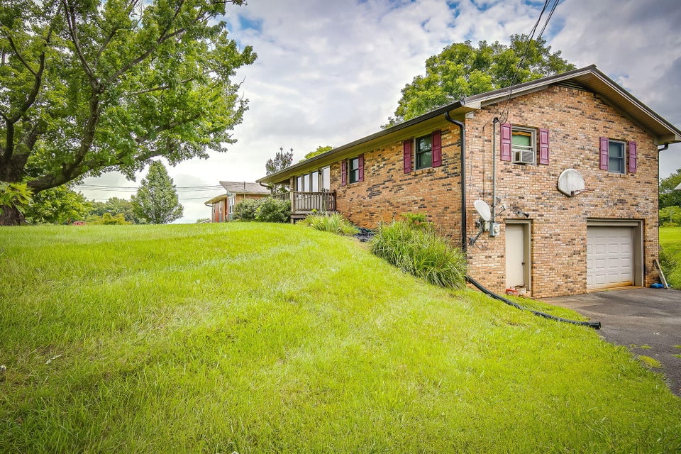 Photo #4: 114 Holmes Road