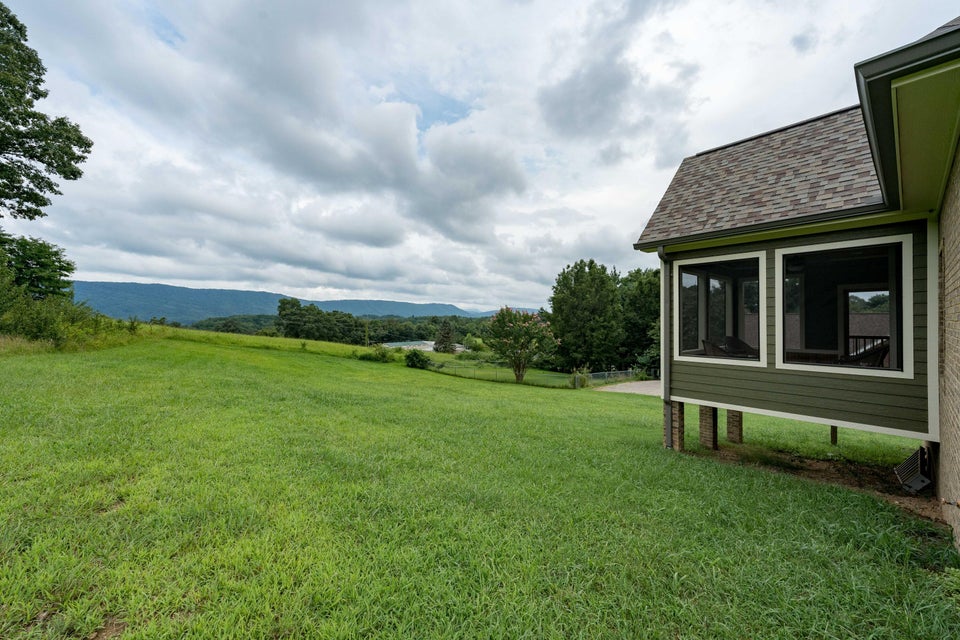 Photo #28: 112 Landon Dr