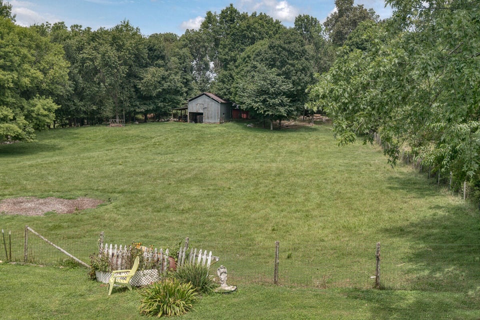 Photo #49: 585 Meadowbrook Road