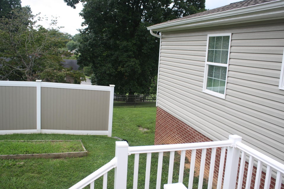 Photo #16: 105 Lena St.
