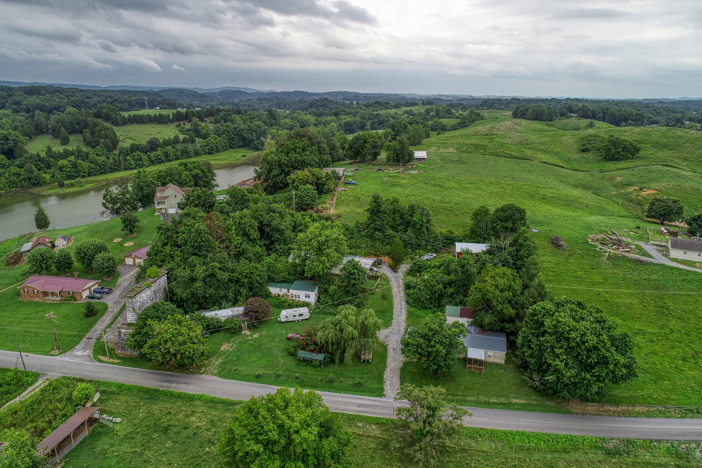Photo #41: 160 Old State Highway 70