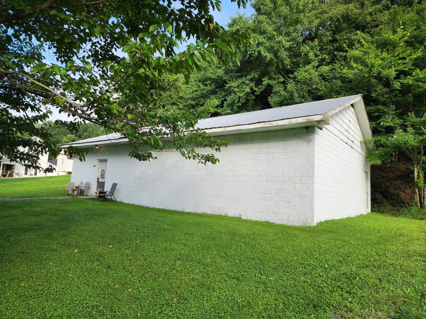 Photo #4: 2483 Mendota Road