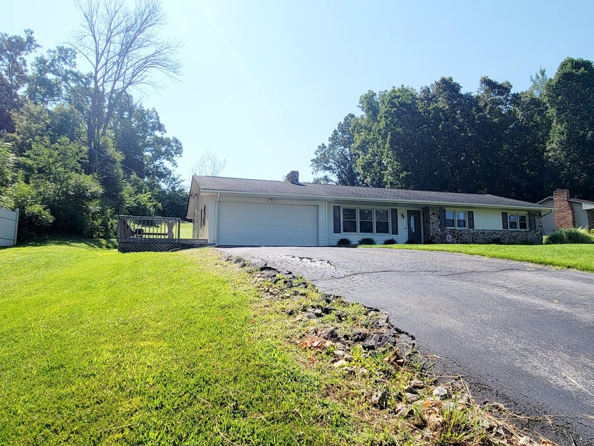 Photo #3: 350 Boonesboro Road