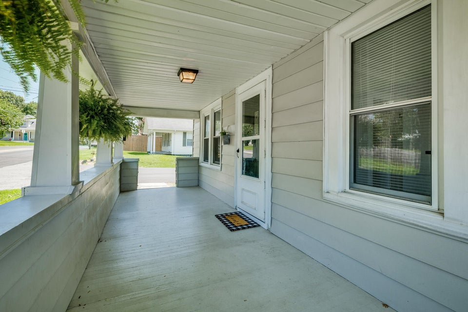 Photo #3: 216 Cedar Street