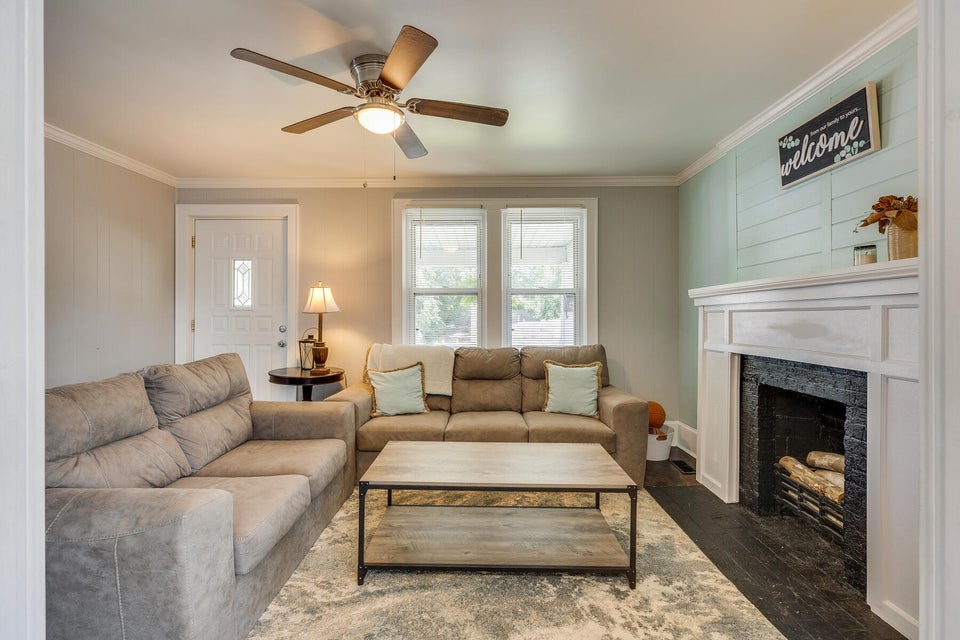 Photo #6: 216 Cedar Street
