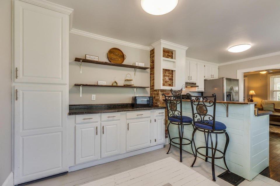 Photo #12: 216 Cedar Street