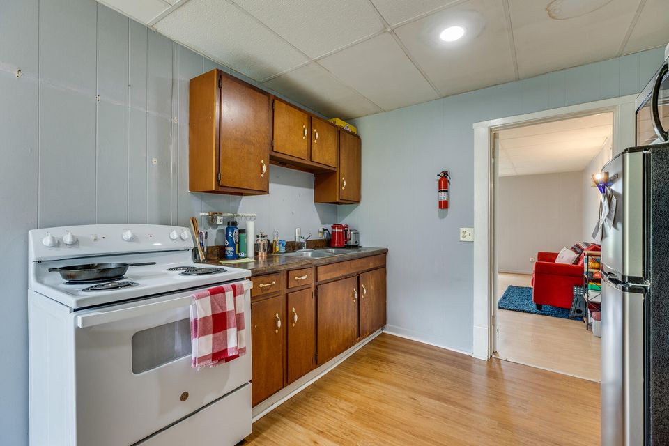 Photo #63: 210 Locust Street