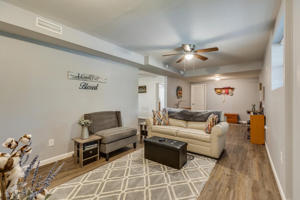 Photo #33: 316 Kaywood Avenue