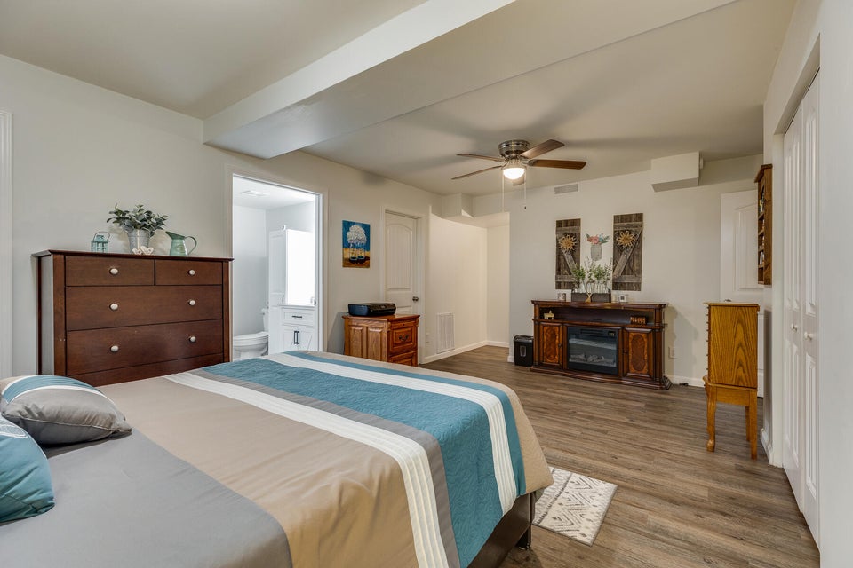 Photo #48: 316 Kaywood Avenue