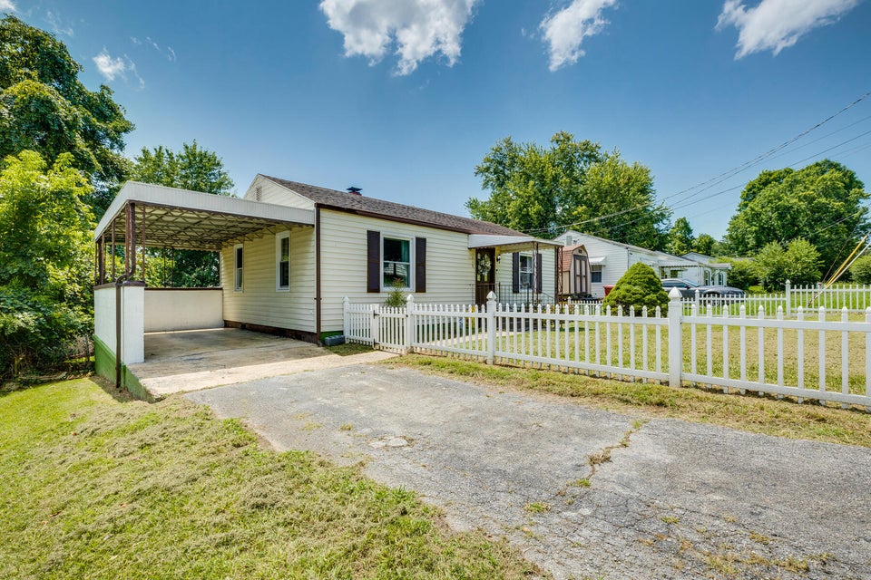 Photo #3: 1019 Johnson Avenue