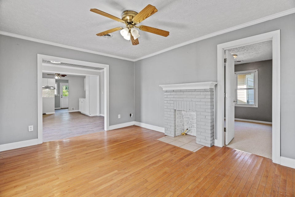 Photo #3: 1121 Gray Station Sulphur Springs Road