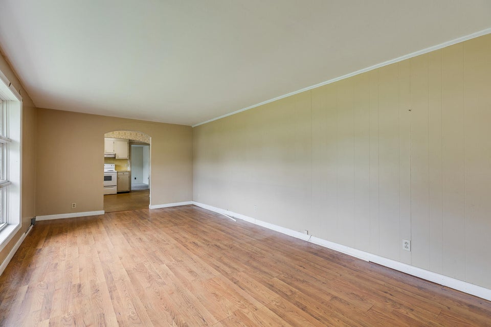 Photo #7: 801 Glendale Road