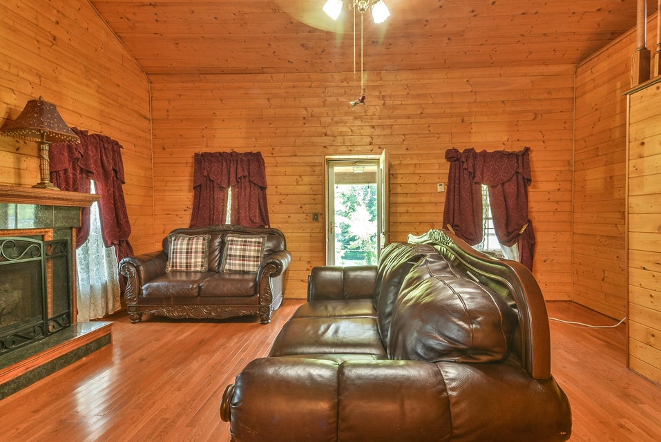 Photo #11: 288 Old Weaver Pike Road
