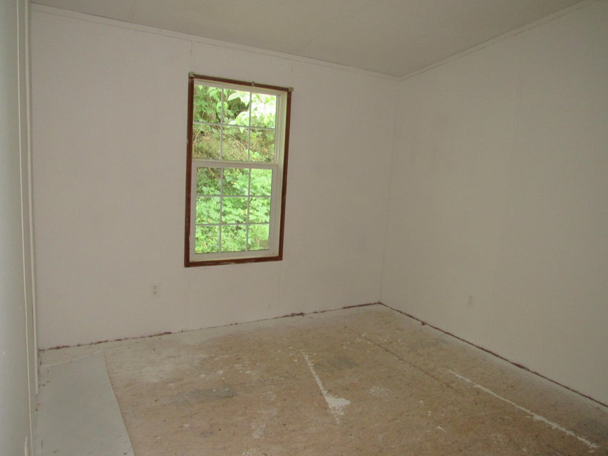 Photo #29: 1254 Big Moccasin Road